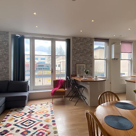 Cambridge Stays Diamond 2Br Apartment-Central-Parking-Walk To City & Train Station Exterior photo