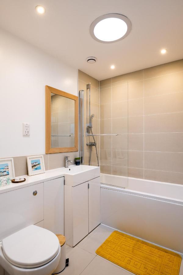 Cambridge Stays Diamond 2Br Apartment-Central-Parking-Walk To City & Train Station Exterior photo