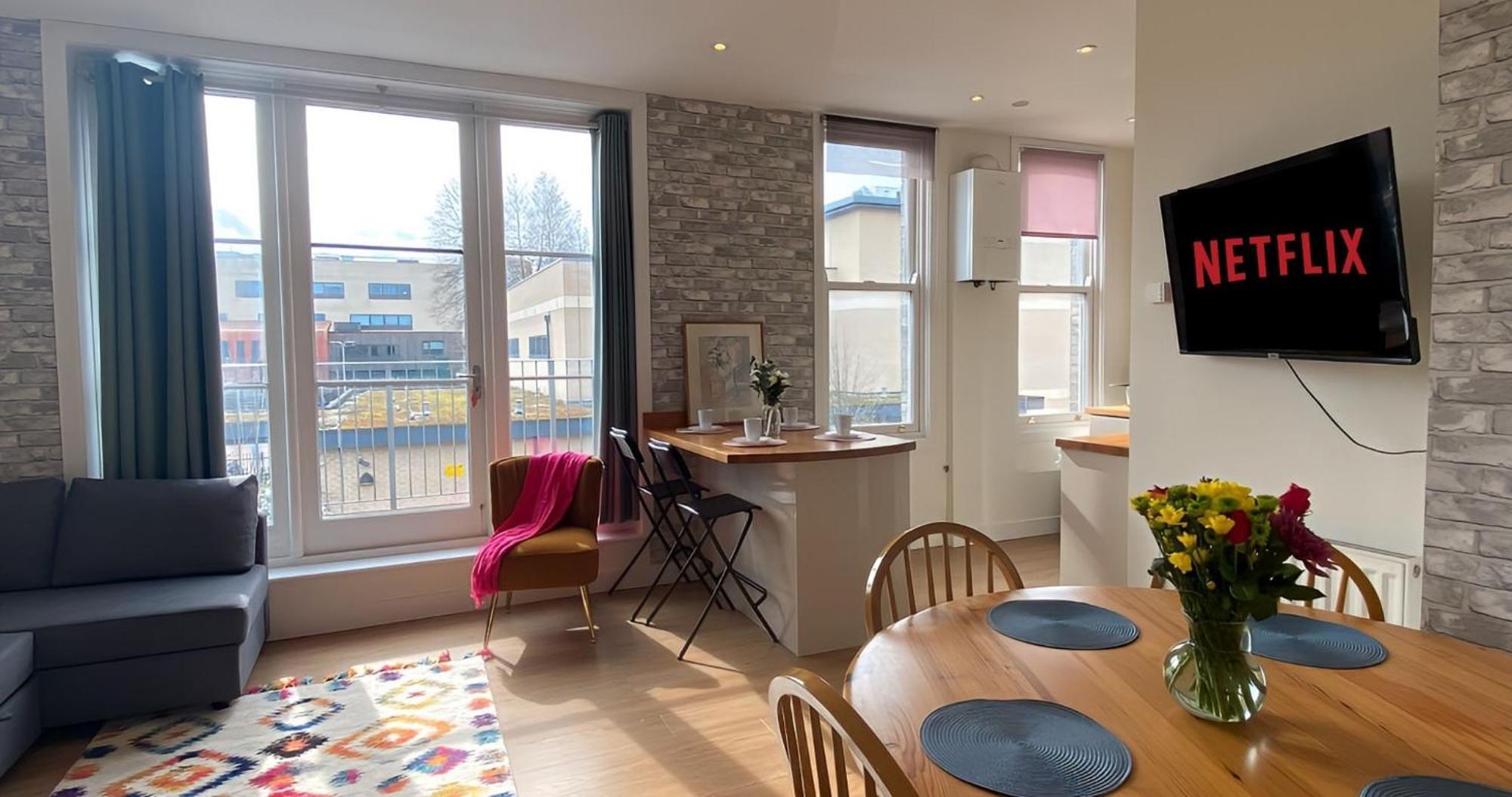 Cambridge Stays Diamond 2Br Apartment-Central-Parking-Walk To City & Train Station Exterior photo